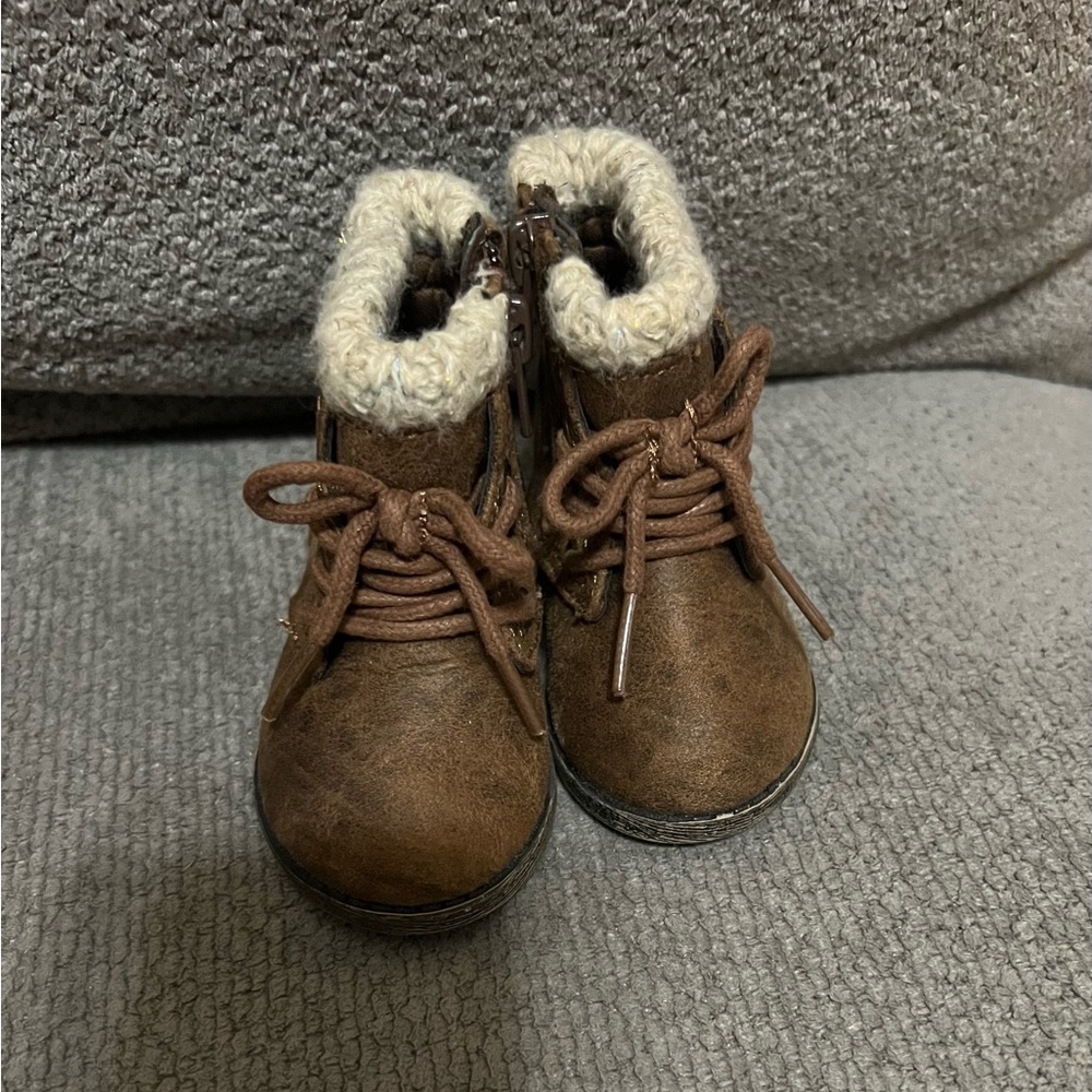 Baby girl size 2 winter boots